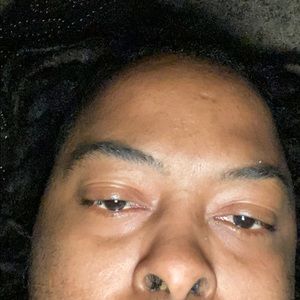 Meet your Posher, Dontay